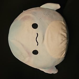 Squishmallow Laslow 8" beluga whale
